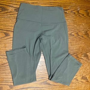 Lululemon Align Cropped Leggings